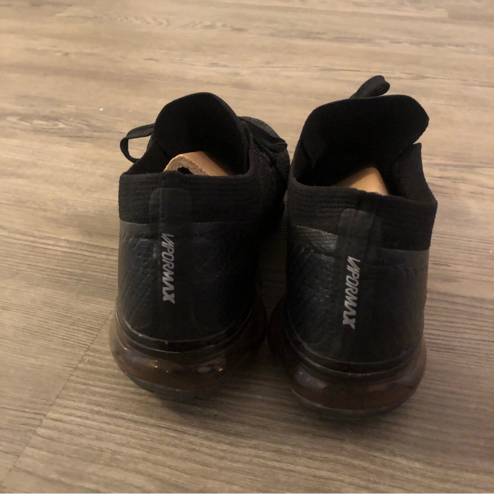Nike VaporMax - Picture 3 of 3